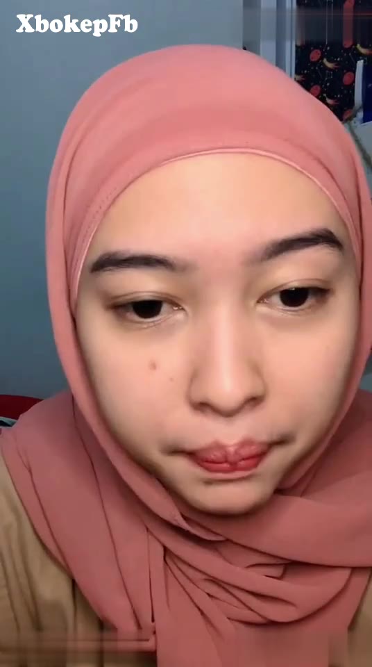 Jilbab Mulus Bening Memek Becek Ngentot
