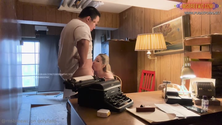Msbreewc onlyfans 61 Dikantor