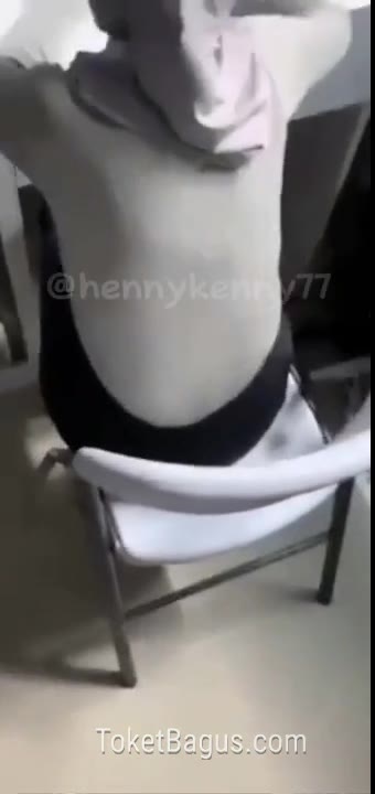 Jilbab cantik kena rudapaksa pak bos