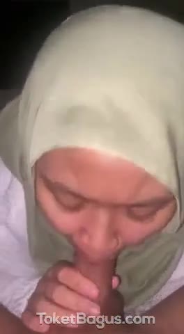 Nurma HMT Viral Hijab Hijau Keenakan Ngewe