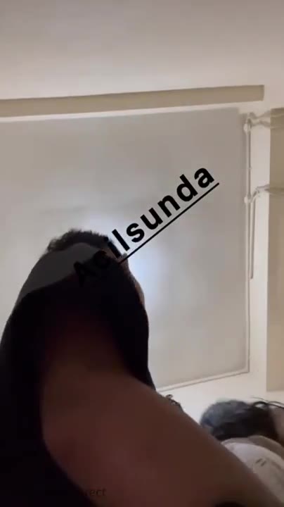 Acil sunda Crot pejuh Di Perut